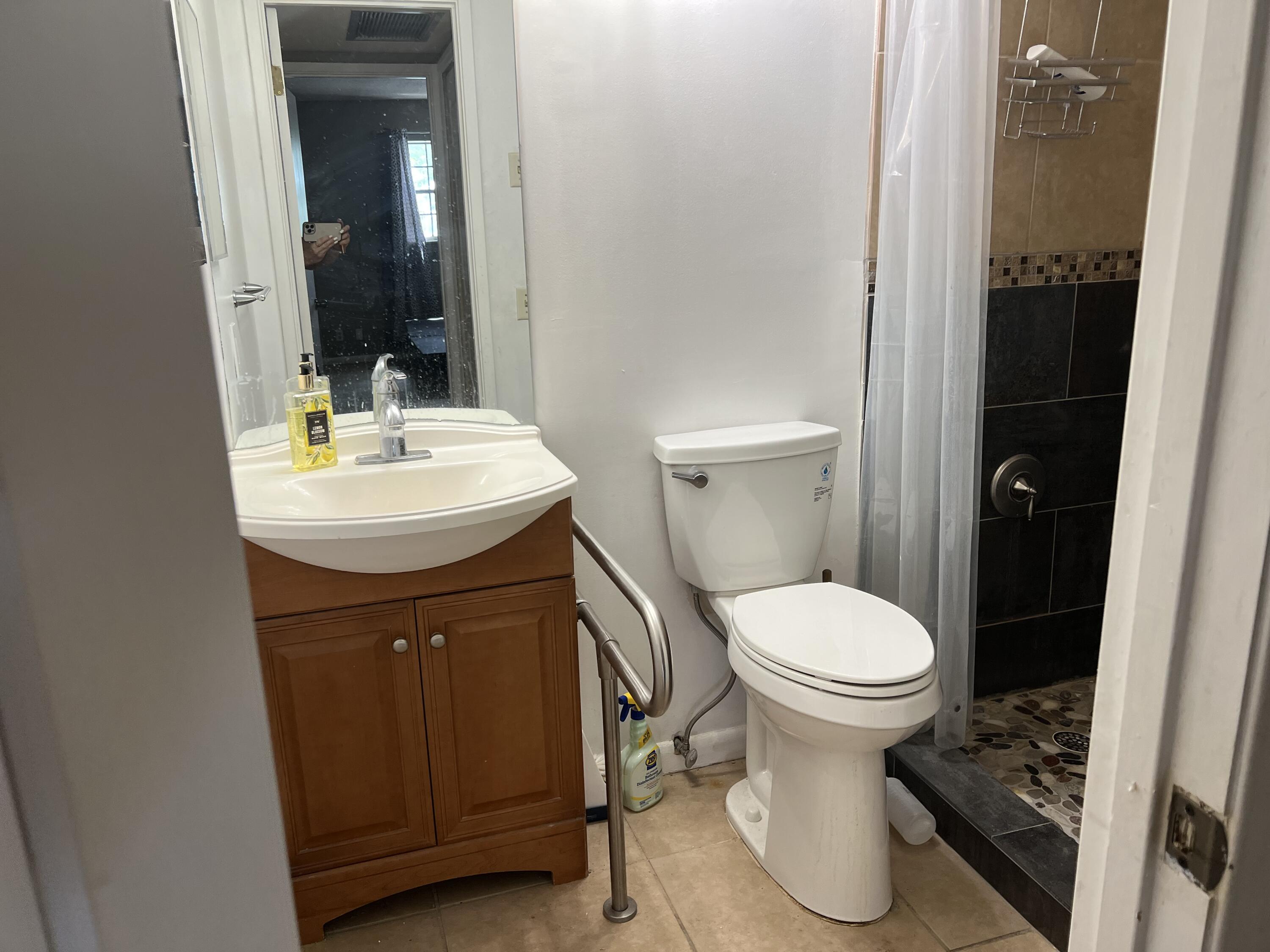 101 East McNab Road, Unit 405 Pompano Beach, FL 33060 - Photo 9 of 12 IMG_7779