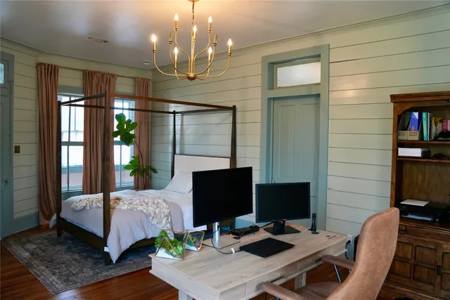 $670,000 | 409 East Morgan Avenue, Cuero, TX 77954