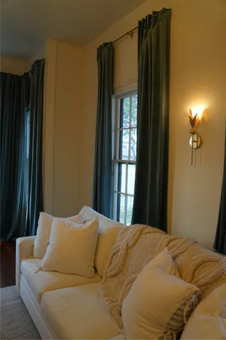 $670,000 | 409 East Morgan Avenue, Cuero, TX 77954