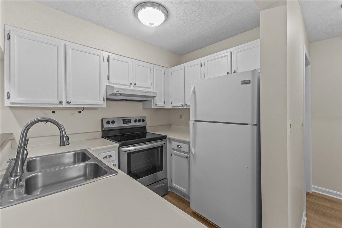 337 College Street, Unit 1 Burlington, VT 05401 - Photo 13 of 25