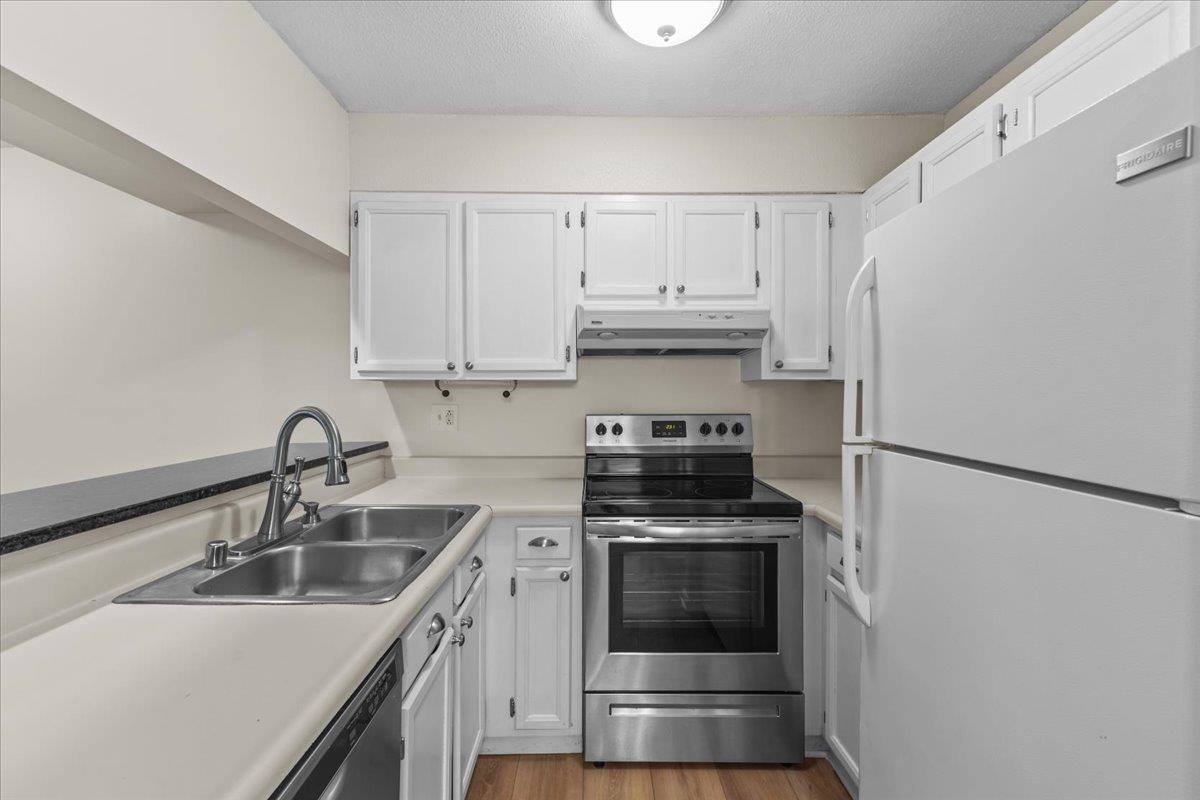 337 College Street, Unit 1 Burlington, VT 05401 - Photo 14 of 25