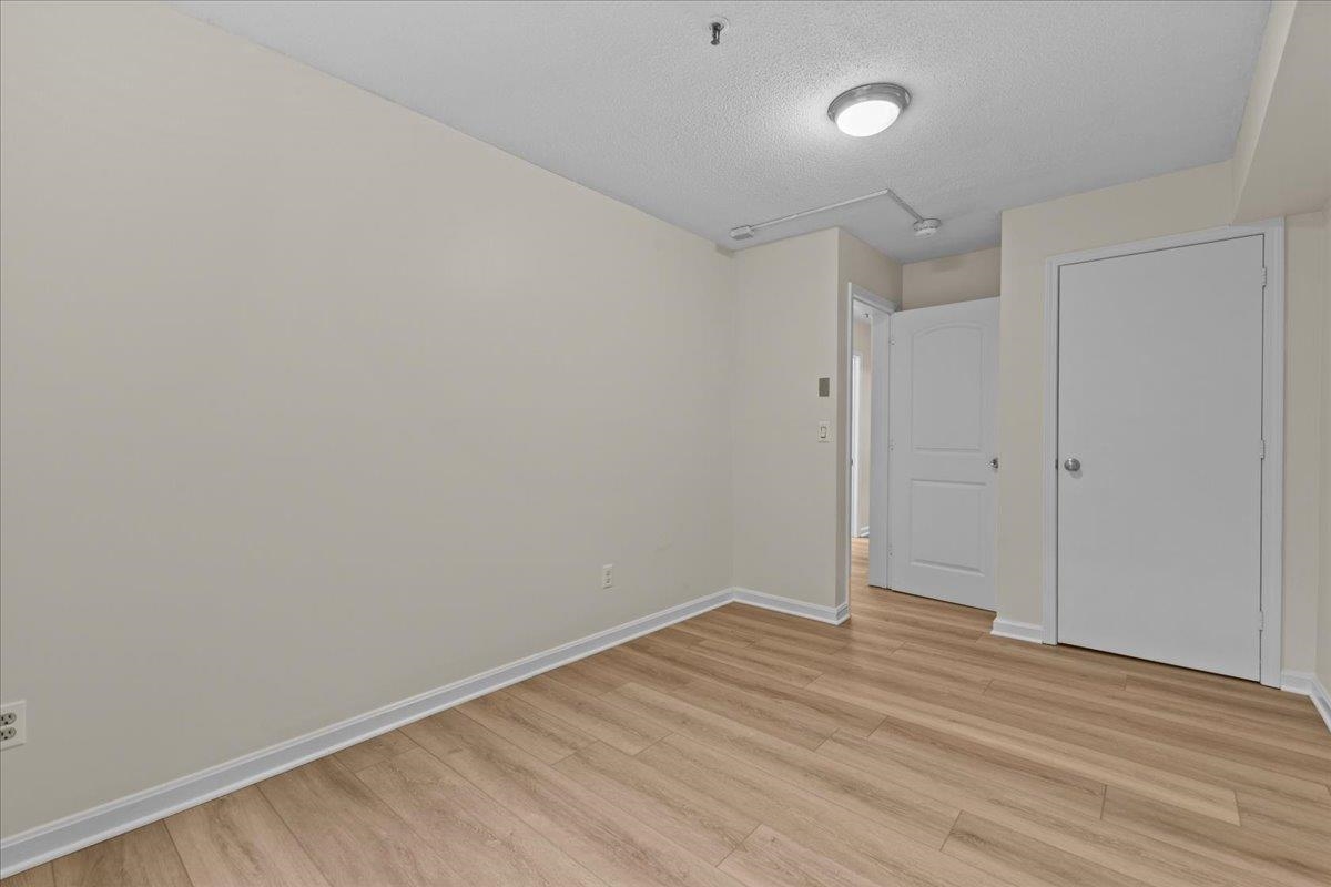 337 College Street, Unit 1 Burlington, VT 05401 - Photo 19 of 25