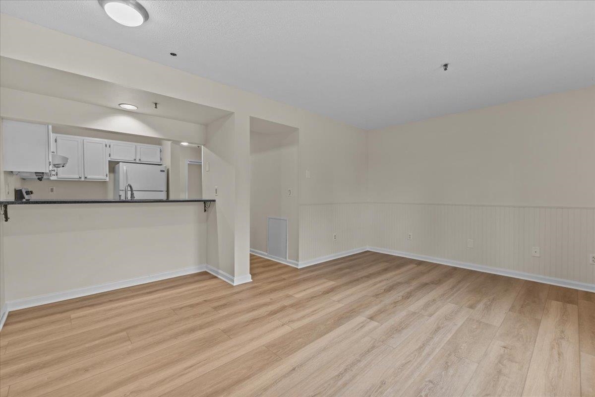 337 College Street, Unit 1 Burlington, VT 05401 - Photo 7 of 25