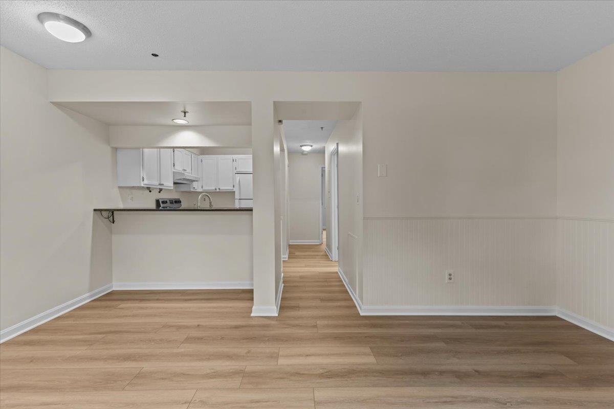 337 College Street, Unit 1 Burlington, VT 05401 - Photo 8 of 25