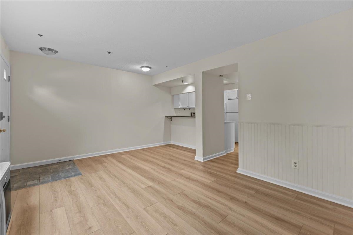 337 College Street, Unit 1 Burlington, VT 05401 - Photo 9 of 25