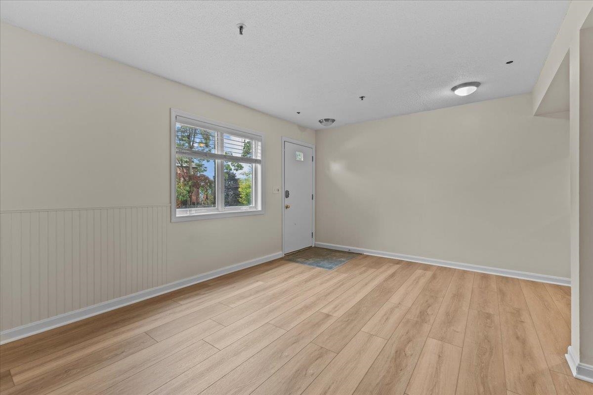 337 College Street, Unit 1 Burlington, VT 05401 - Photo 10 of 25