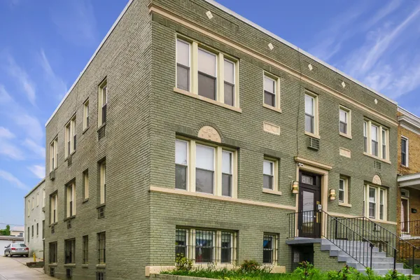 $2,650 | 1815 A Street Southeast, Unit 101, Washington, DC 20003