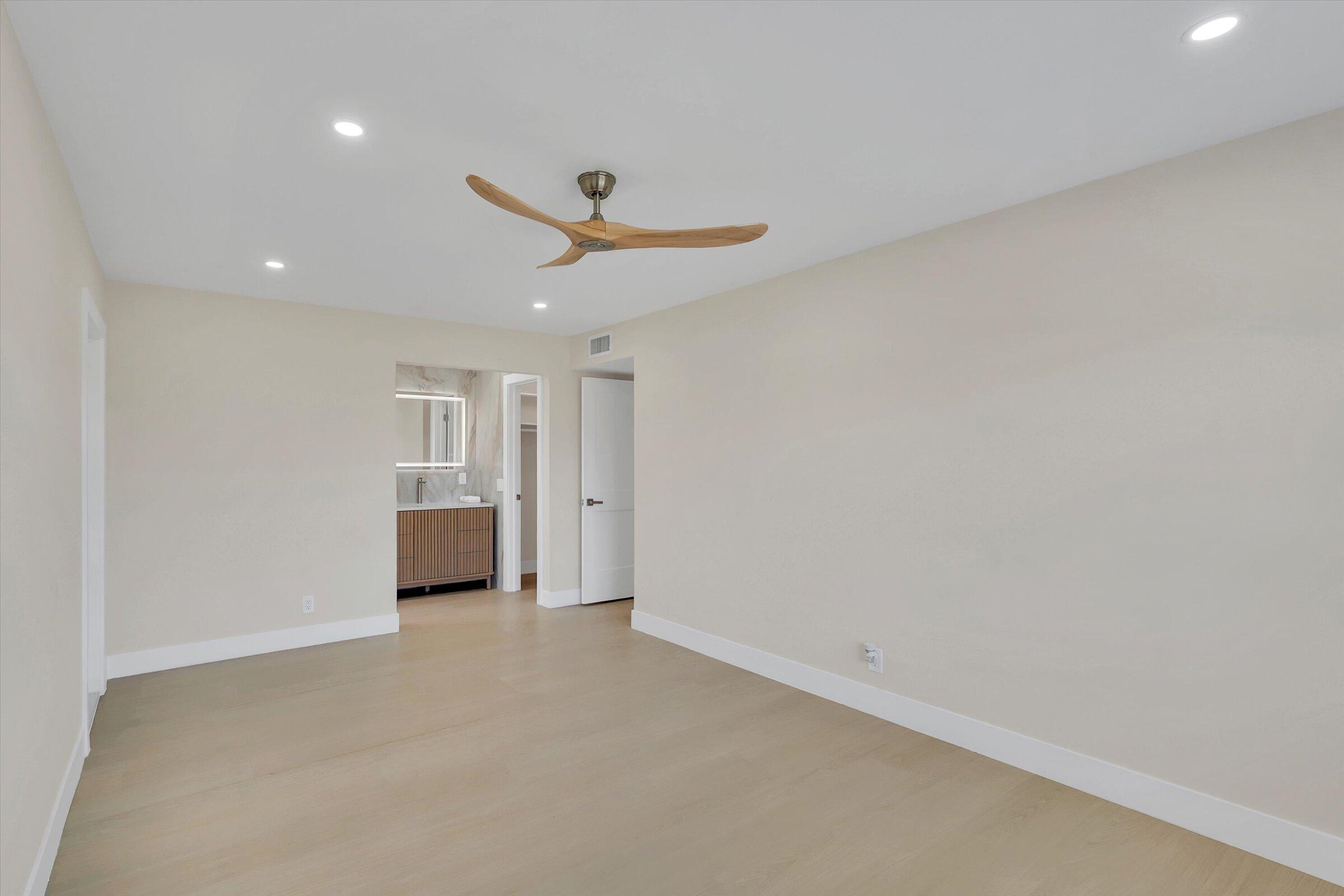 890 High Point Boulevard North, Unit A Delray Beach, FL 33445 - Photo 37 of 40 36-890 High Point Blvd N-36