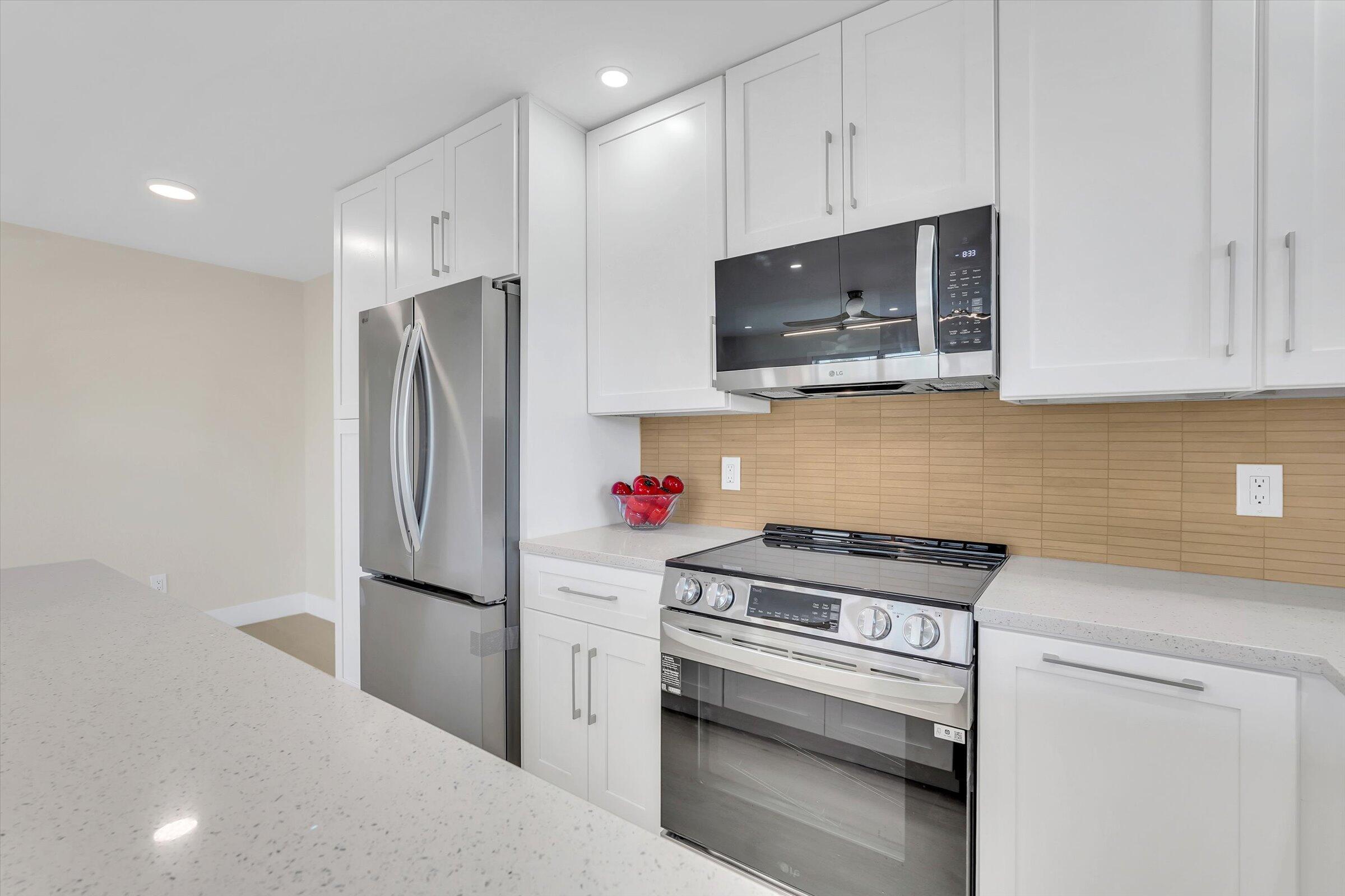 890 High Point Boulevard North, Unit A Delray Beach, FL 33445 - Photo 4 of 40 22-890 High Point Blvd N-22