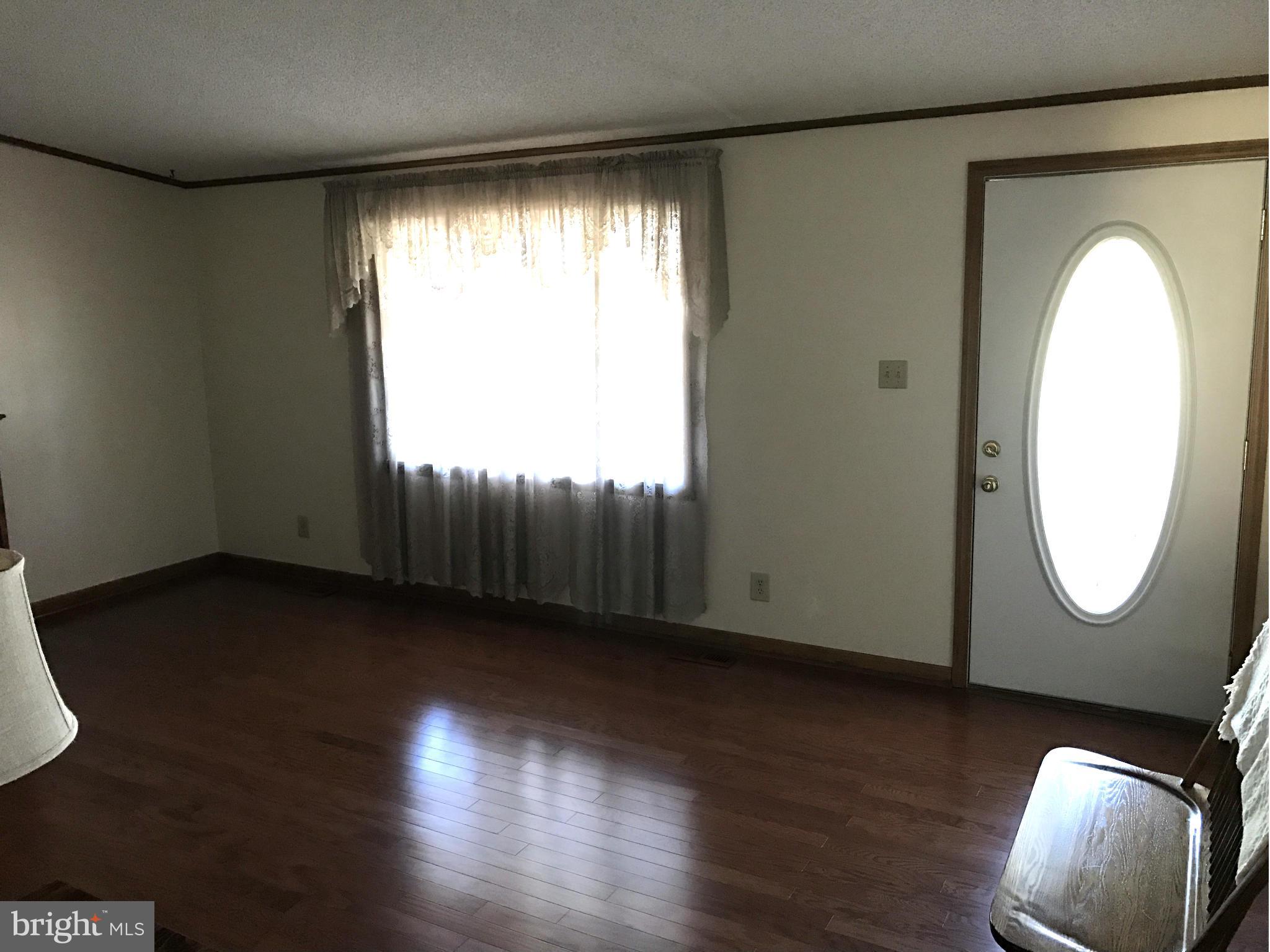 7264 Deer View Trail Rixeyville, VA 22737 - Photo 5 of 18 Living Room