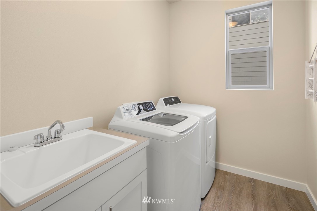 373 Partlon Street, Unit 110 Buckley, WA 98321 - Photo 12 of 23 Gallery Image 12