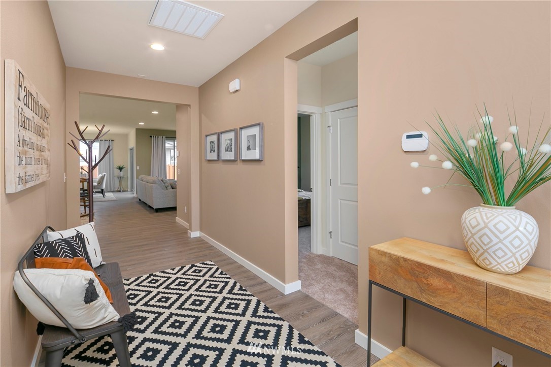 373 Partlon Street, Unit 110 Buckley, WA 98321 - Photo 3 of 23 Gallery Image 3