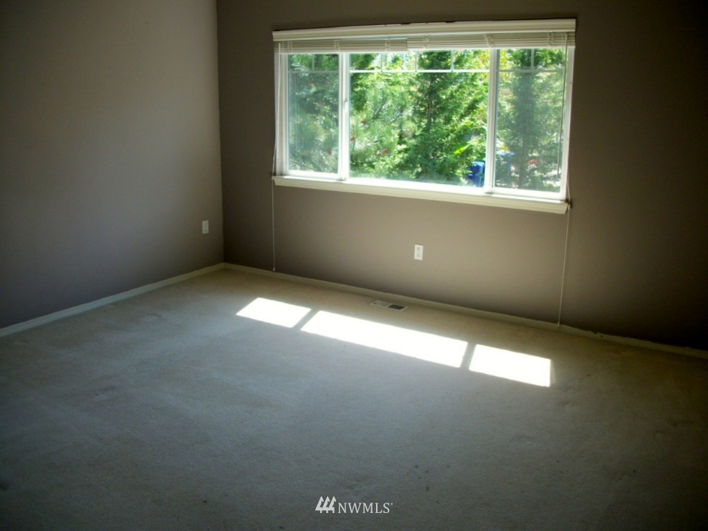 421 South 47th Street Renton, WA 98055 - Photo 11 of 15 Gallery Image 11
