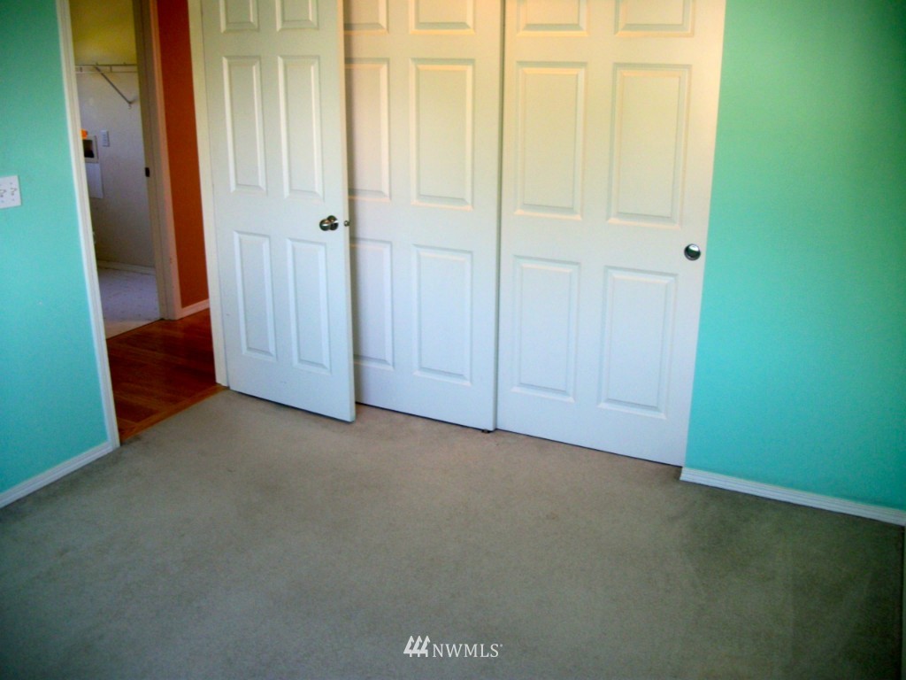 421 South 47th Street Renton, WA 98055 - Photo 6 of 15 Gallery Image 6