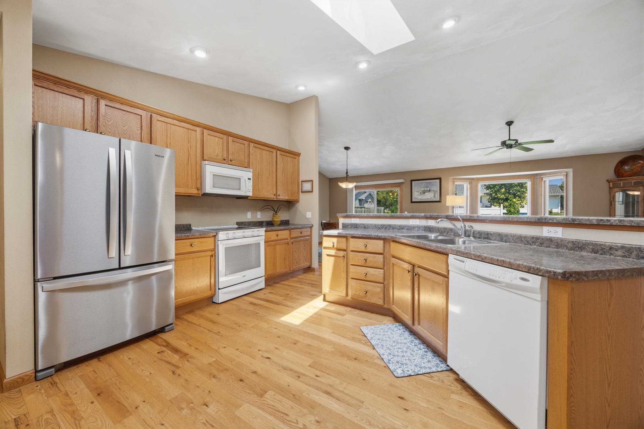 1532 Montclair Place Fort Atkinson, WI 53538 - Photo 15 of 47
