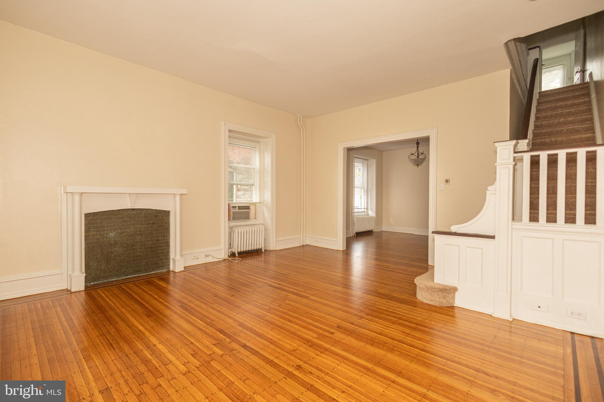 121 Rochelle Avenue Philadelphia, PA 19128 - Photo 4 of 82 Gallery Image 4