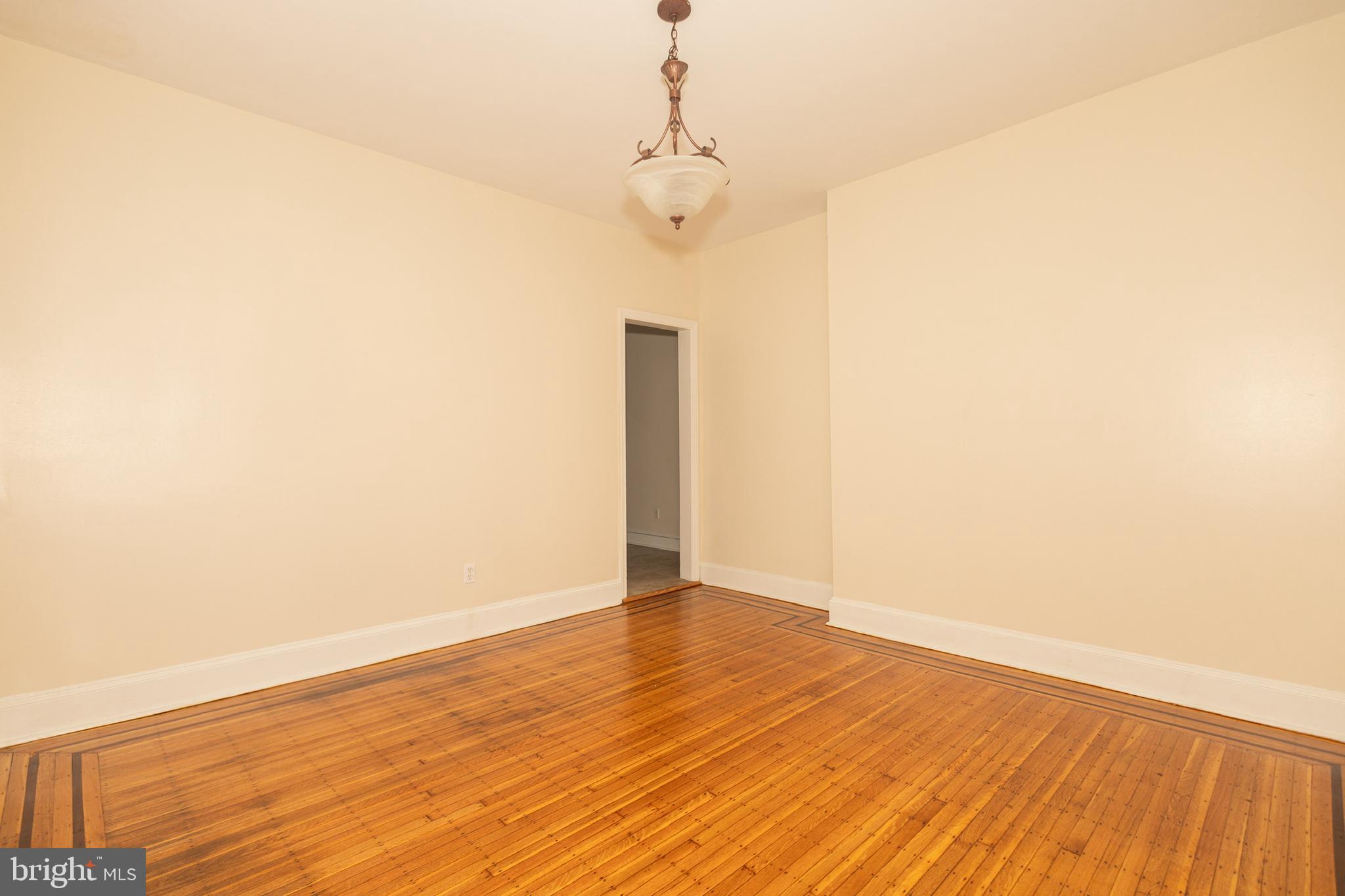 121 Rochelle Avenue Philadelphia, PA 19128 - Photo 8 of 82 Gallery Image 8
