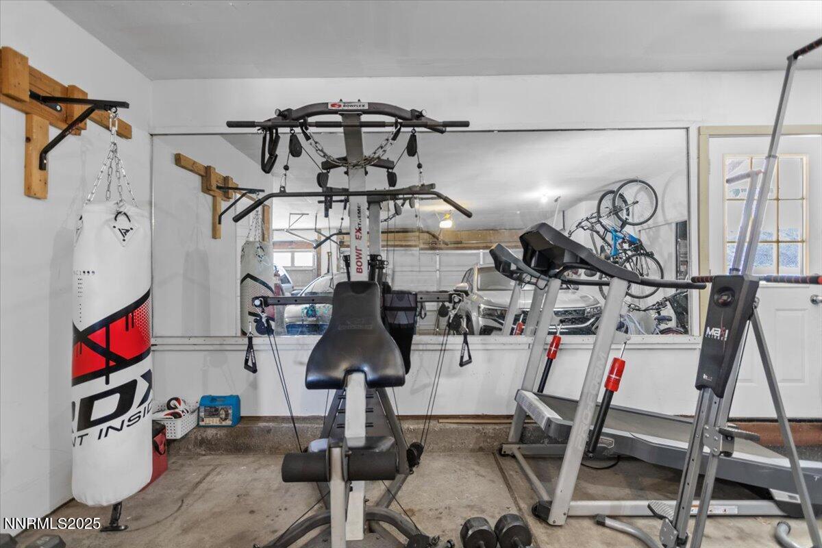 160 Cheyenne Drive Reno, NV 89521 - Photo 26 of 32 a view of gym equipment