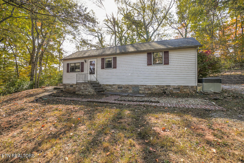 4014 Sevierville Road Maryville, TN 37804 - Photo 1 of 24 DSC03399