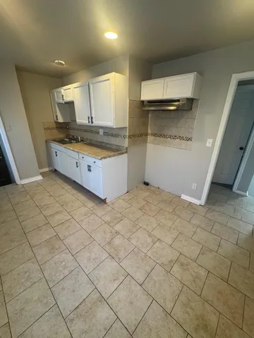 $1,450 | 8442 Auburn Street, Detroit, MI 48228