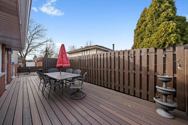 $410,000 | 6839 West 127th Street, Palos Heights, IL 60463