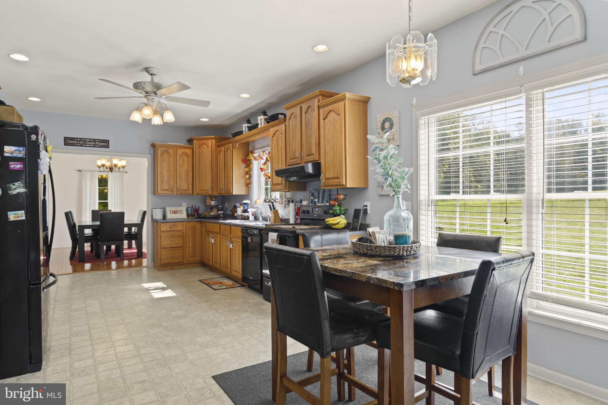 1350 Porters Road Spring Grove, PA 17362 - Photo 6 of 32 Kitchen dining area