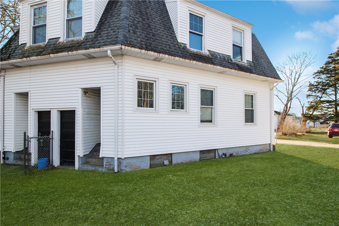 19 Greenman Avenue, Unit 2 Westerly, RI 02891 - Photo 11 of 12