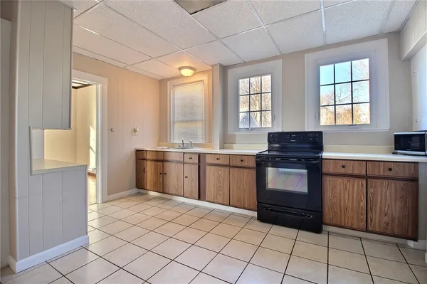 $2,000 | 19 Greenman Avenue, Unit 2, Westerly, RI 02891