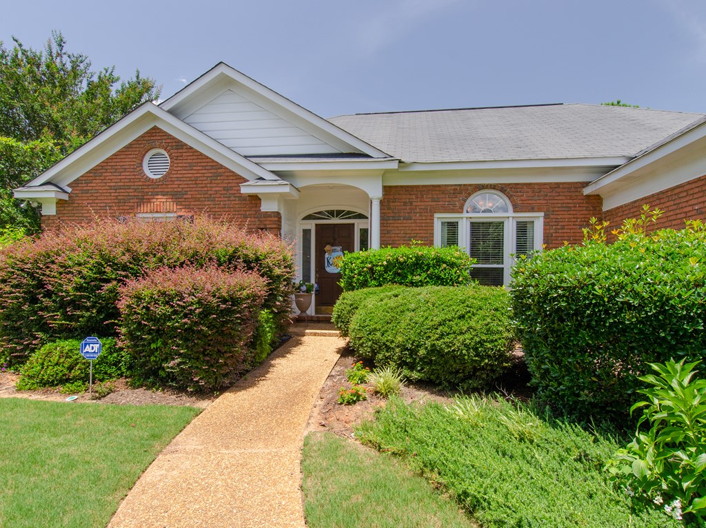 4829 Springwood Circle Columbus, GA 31909 - Photo 6 of 37 Gallery Image 6