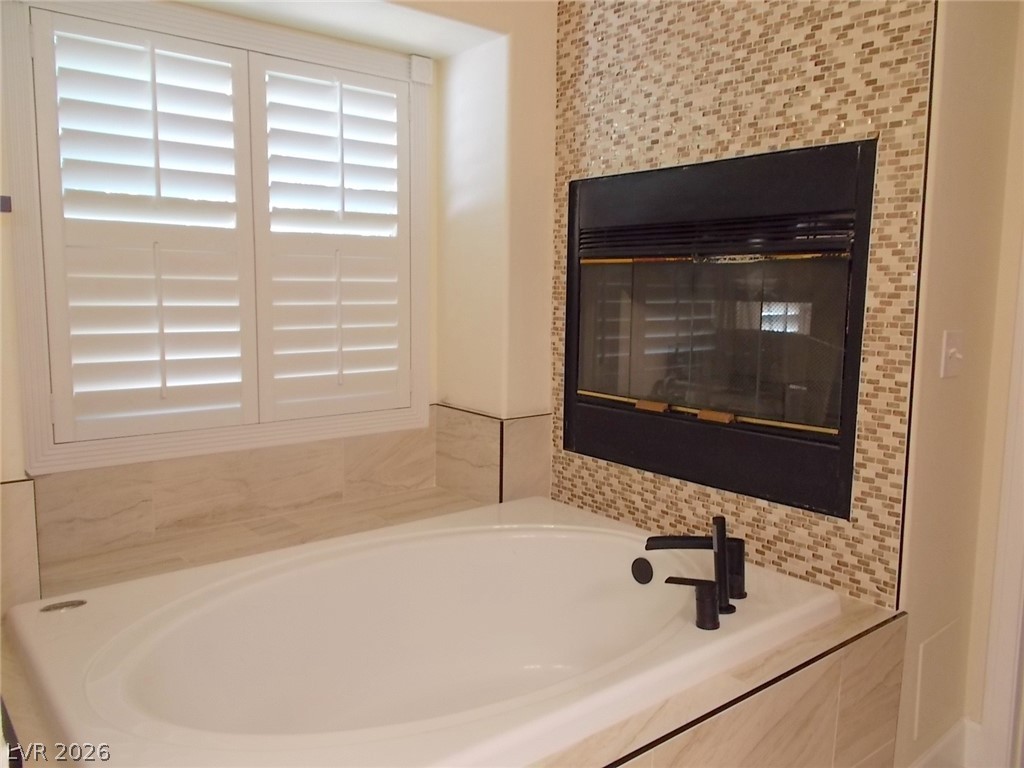 112 Golf Course Street Las Vegas, NV 89145 - Photo 21 of 27