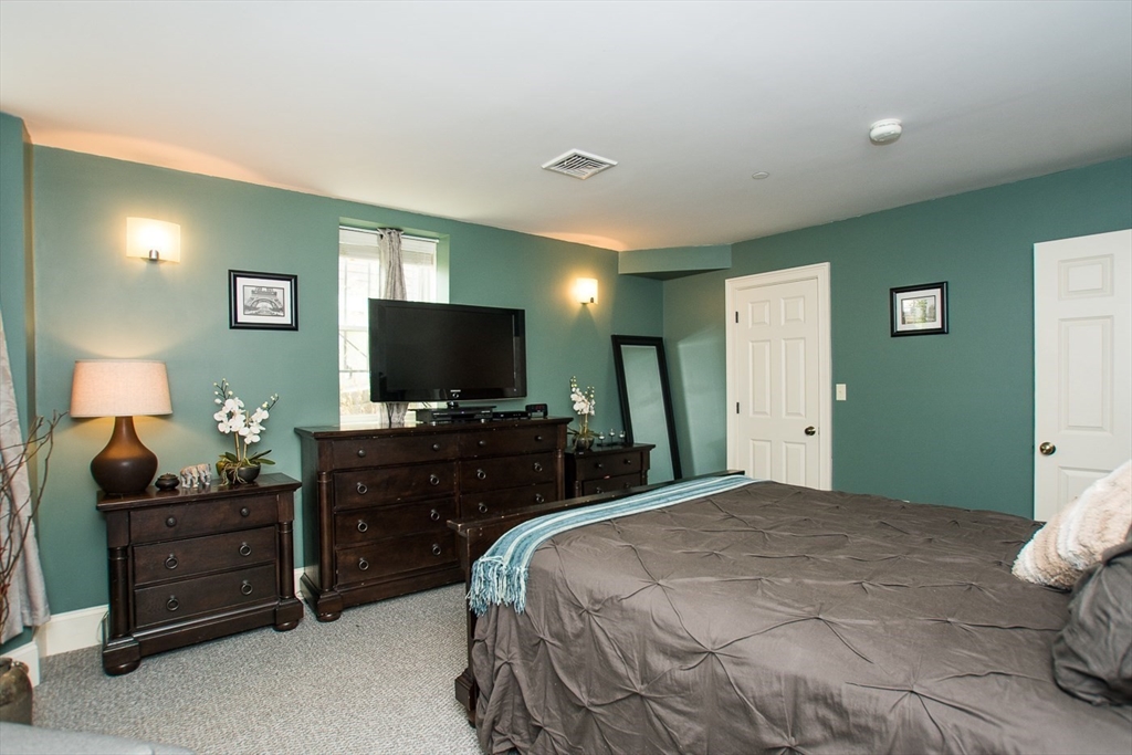 111 Pleasant Street, Unit 2 Boston, MA 02125 - Photo 13 of 19