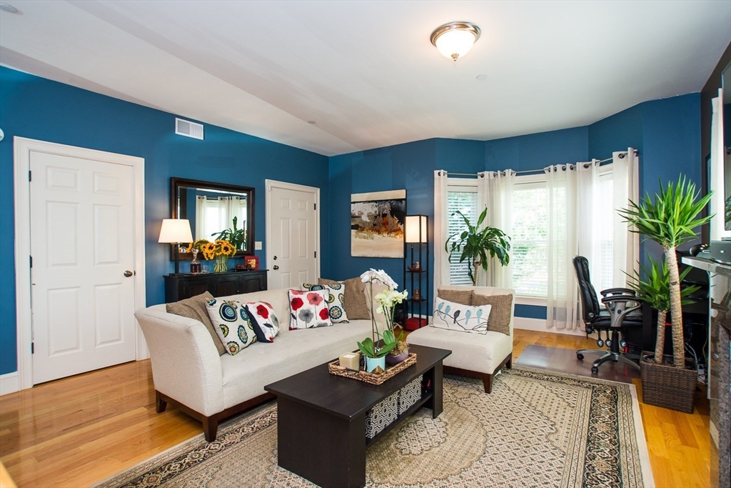 111 Pleasant Street, Unit 2 Boston, MA 02125 - Photo 4 of 19