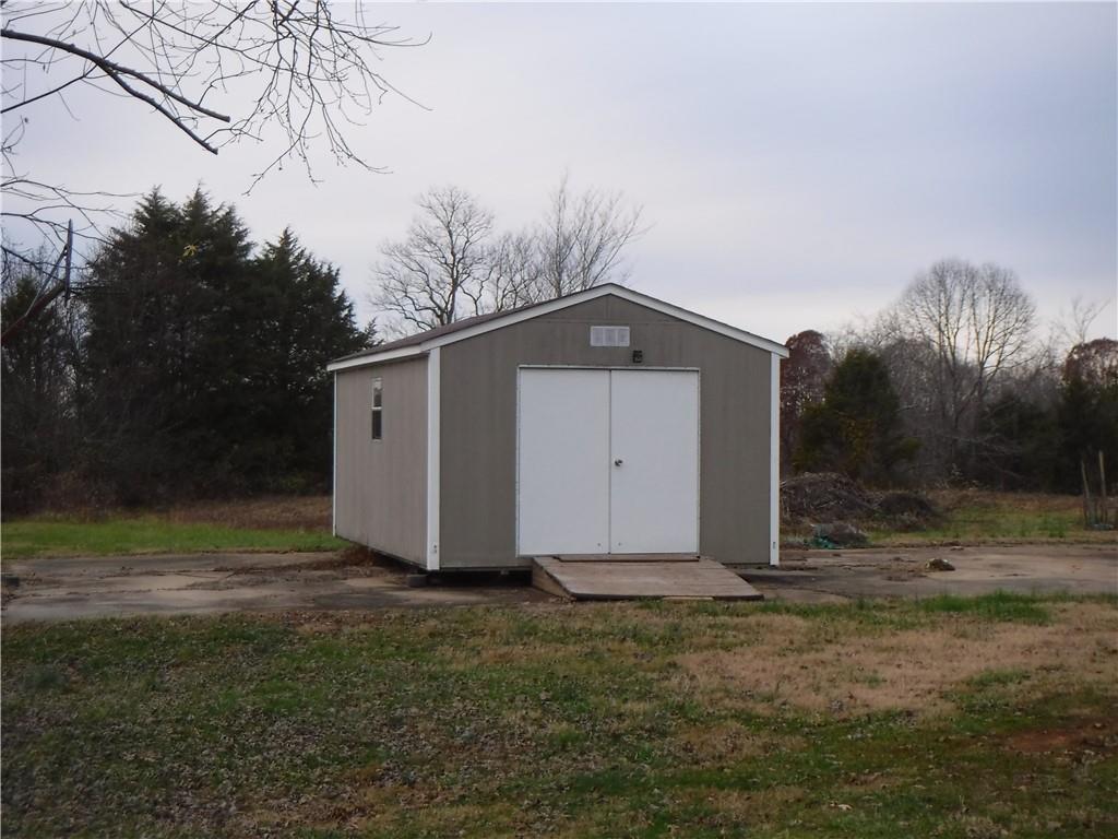 2940 Community Road Claremont, NC 28610 - Photo 38 of 47 Gallery Image 38