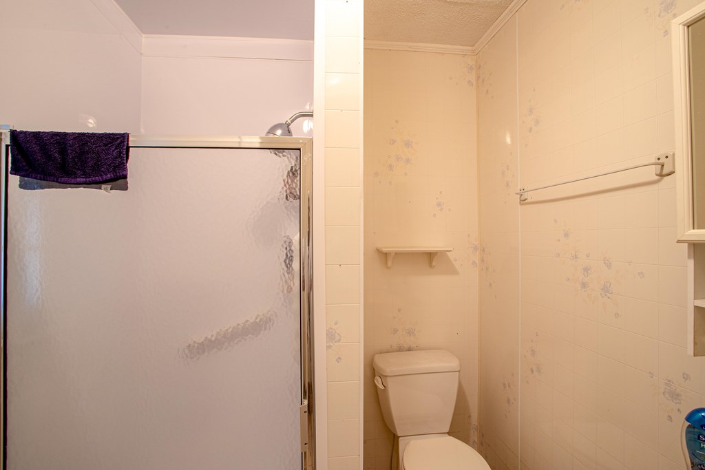 706 Deadfall Road West Greenwood, SC 29649 - Photo 18 of 34 Gallery Image 18