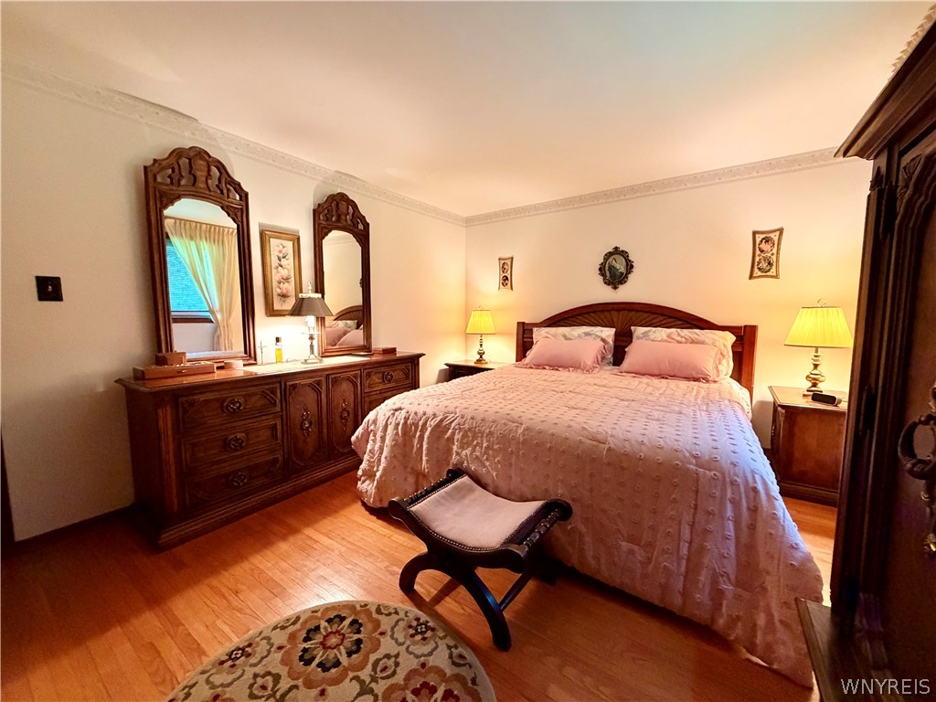 229 Wind Mill Road West Seneca, NY 14224 - Photo 27 of 49 Bedroom