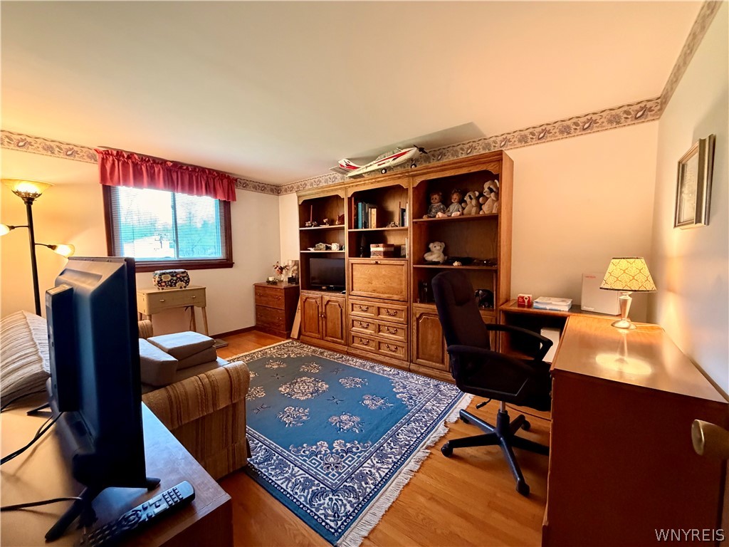 229 Wind Mill Road West Seneca, NY 14224 - Photo 38 of 49 Bedroom