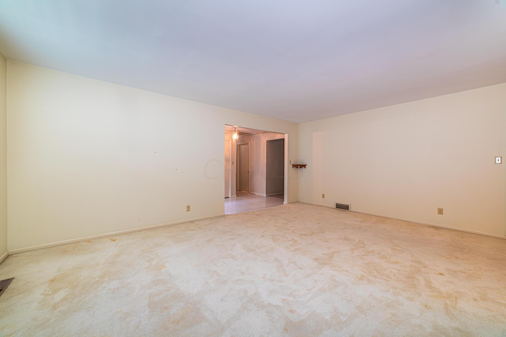 749 Harding Road Marion, OH 43302 - Photo 6 of 31 IMG-12