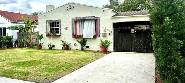 $3,000 | 521 Northwest 48th Street, Miami, FL 33127