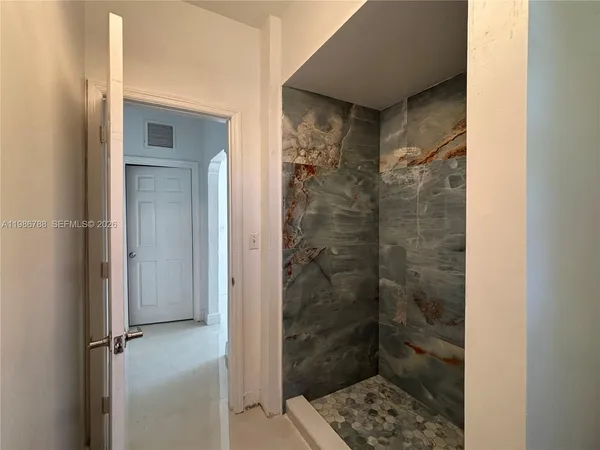 $3,000 | 521 Northwest 48th Street, Miami, FL 33127