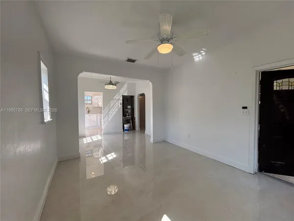 $3,000 | 521 Northwest 48th Street, Miami, FL 33127