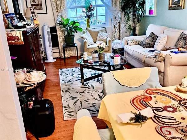 $3,000 | 521 Northwest 48th Street, Miami, FL 33127