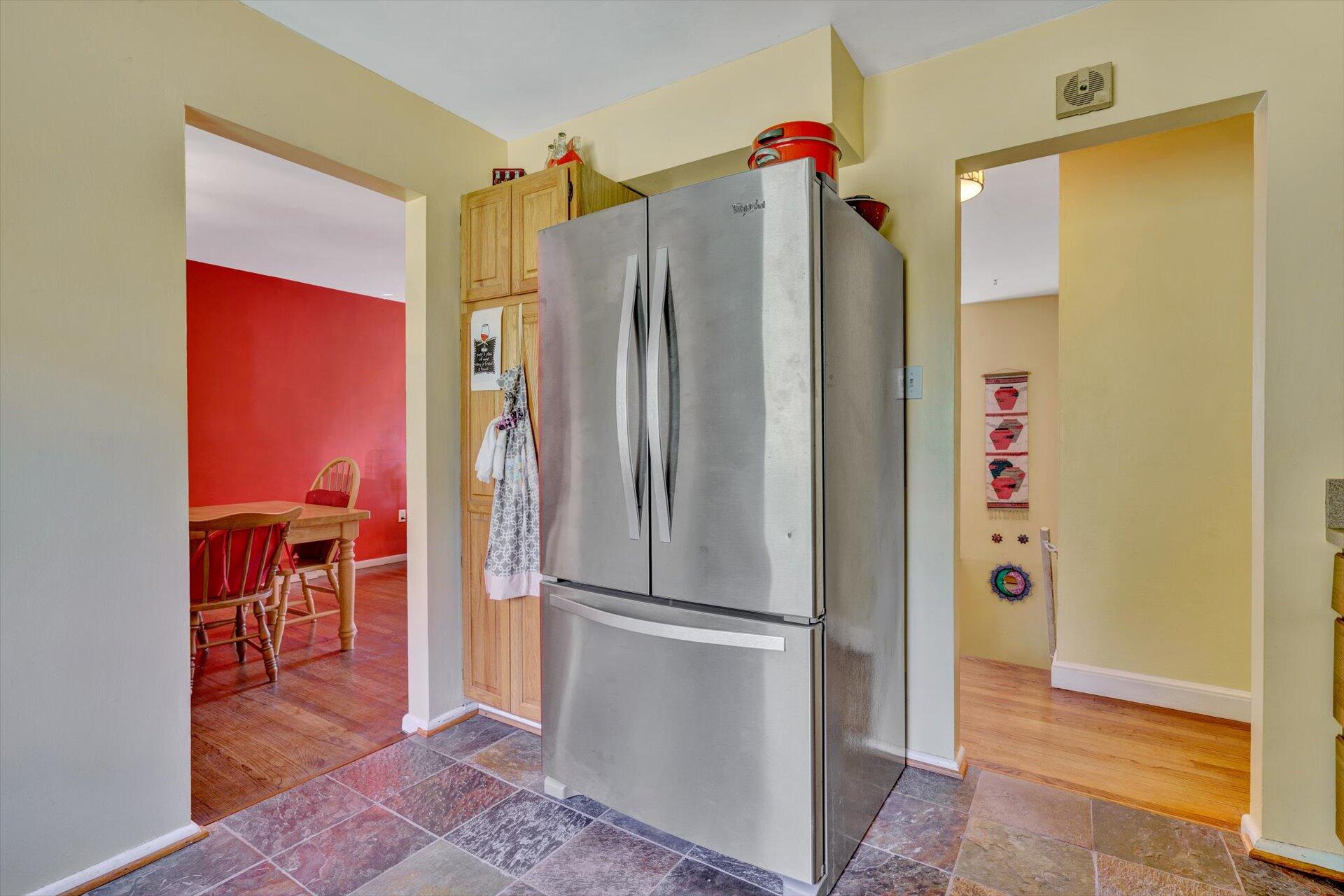 3517 Meadowlark Road Roanoke, VA 24018 - Photo 10 of 28 10_Kitchen-3_3517_Meadowlark Rd