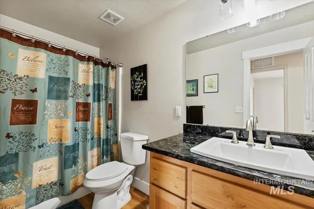 $579,900 | 1028 North Star Bright Lane, Star, ID 83669