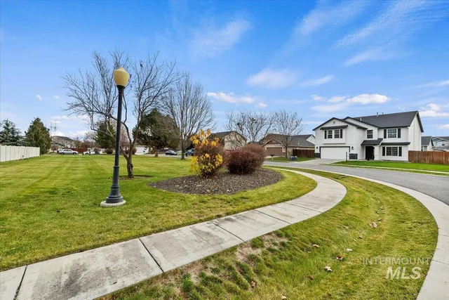 $579,900 | 1028 North Star Bright Lane, Star, ID 83669