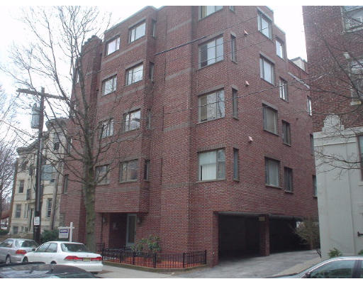 110 Strathmore Road, Unit 202 Boston, MA 02135 - Photo 3 of 18 Gallery Image 3