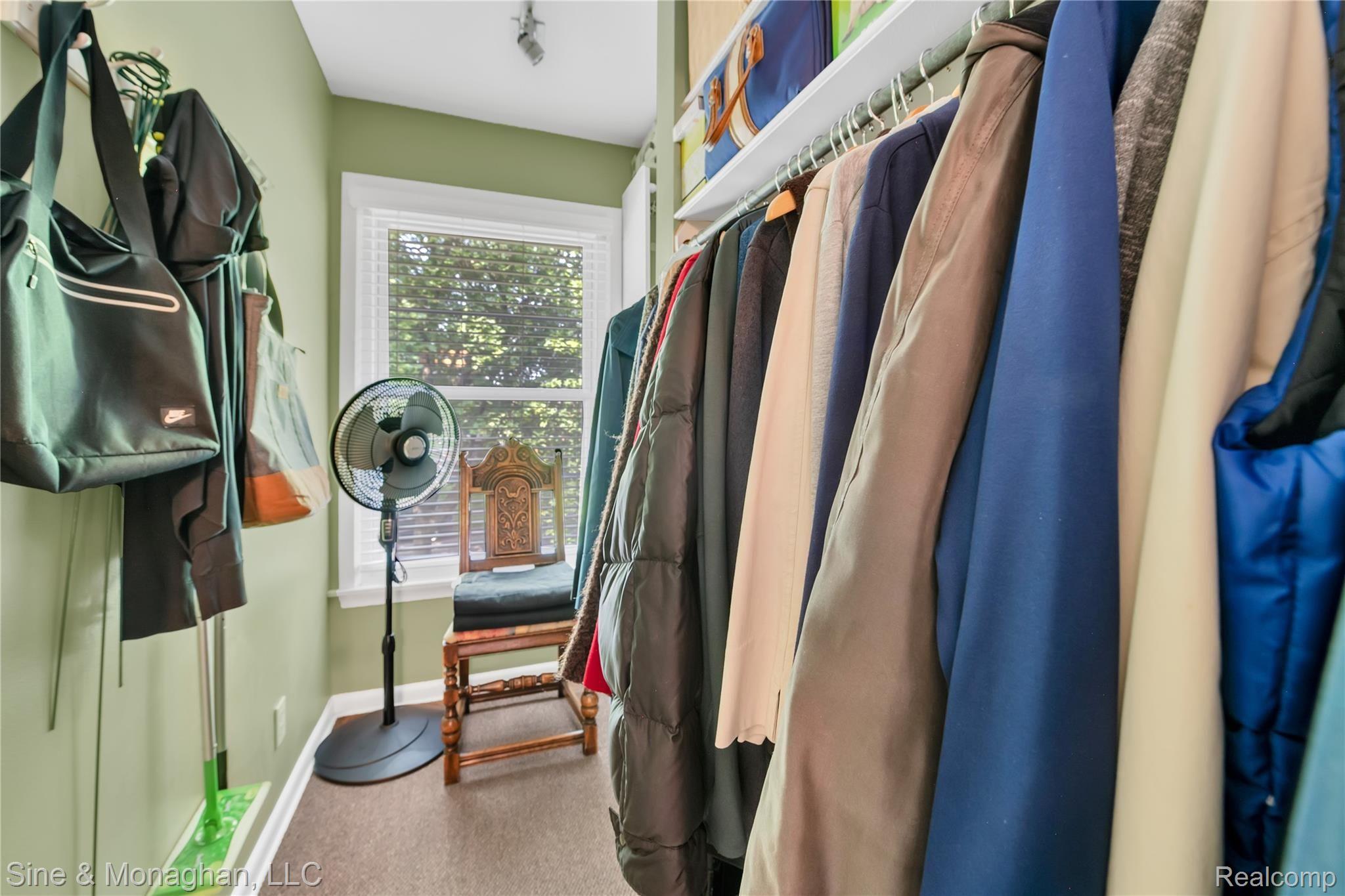 954 Harcourt Road Grosse Pointe, MI 48230 - Photo 39 of 46 956 Harcourt - HD Drone Photography-46.jpg