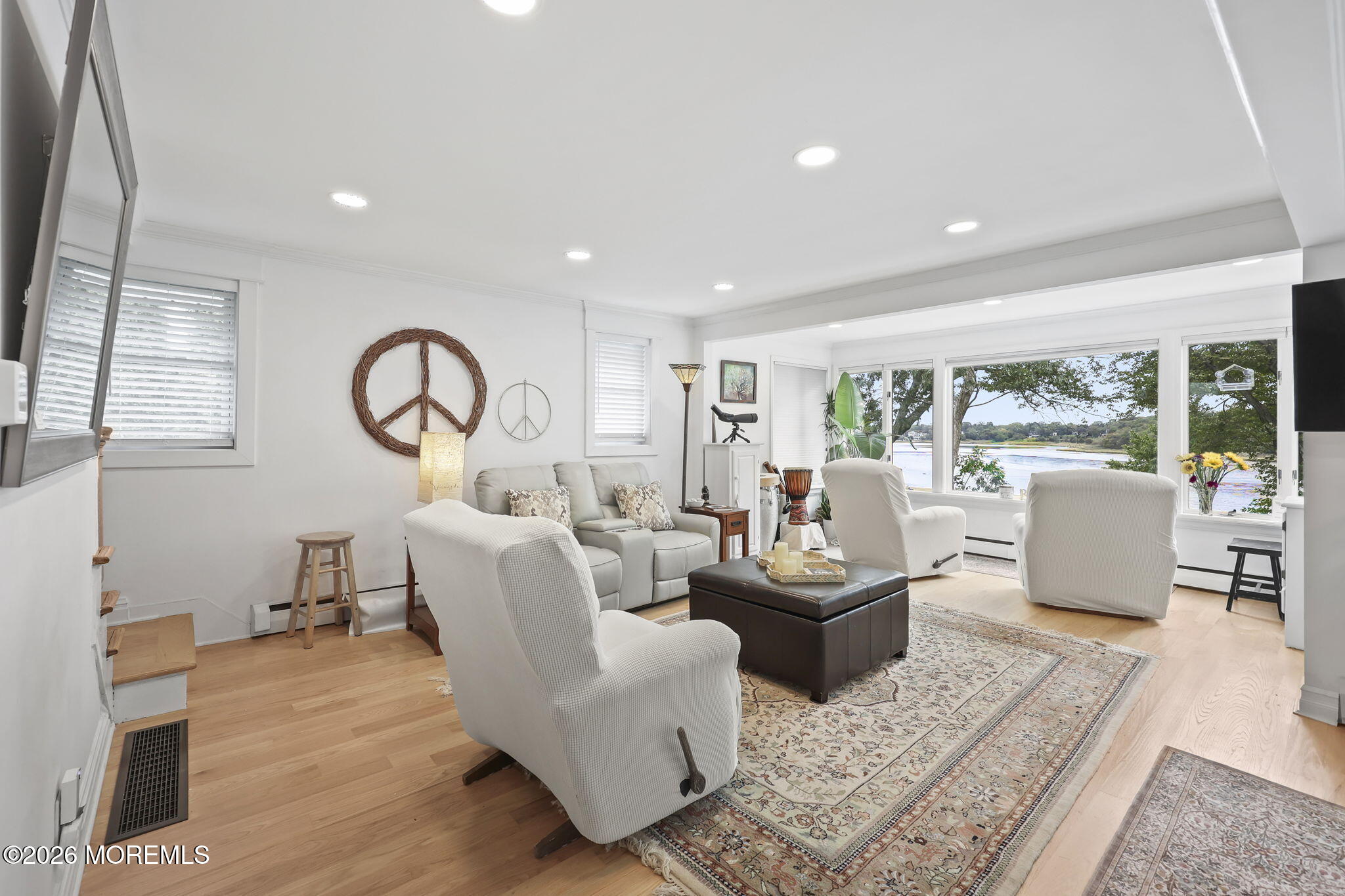 646 South Riverside Drive Neptune, NJ 07753 - Photo 13 of 58 12-web-or-mls-LPM_6796
