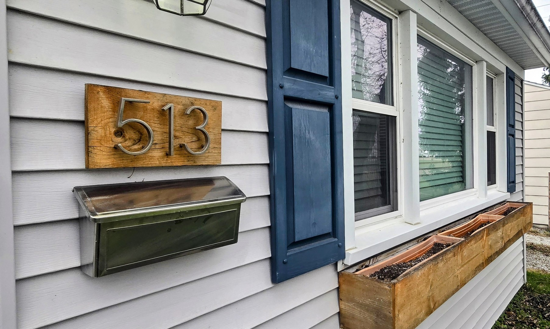 513 North Fair Street Champaign, IL 61821 - Photo 2 of 13