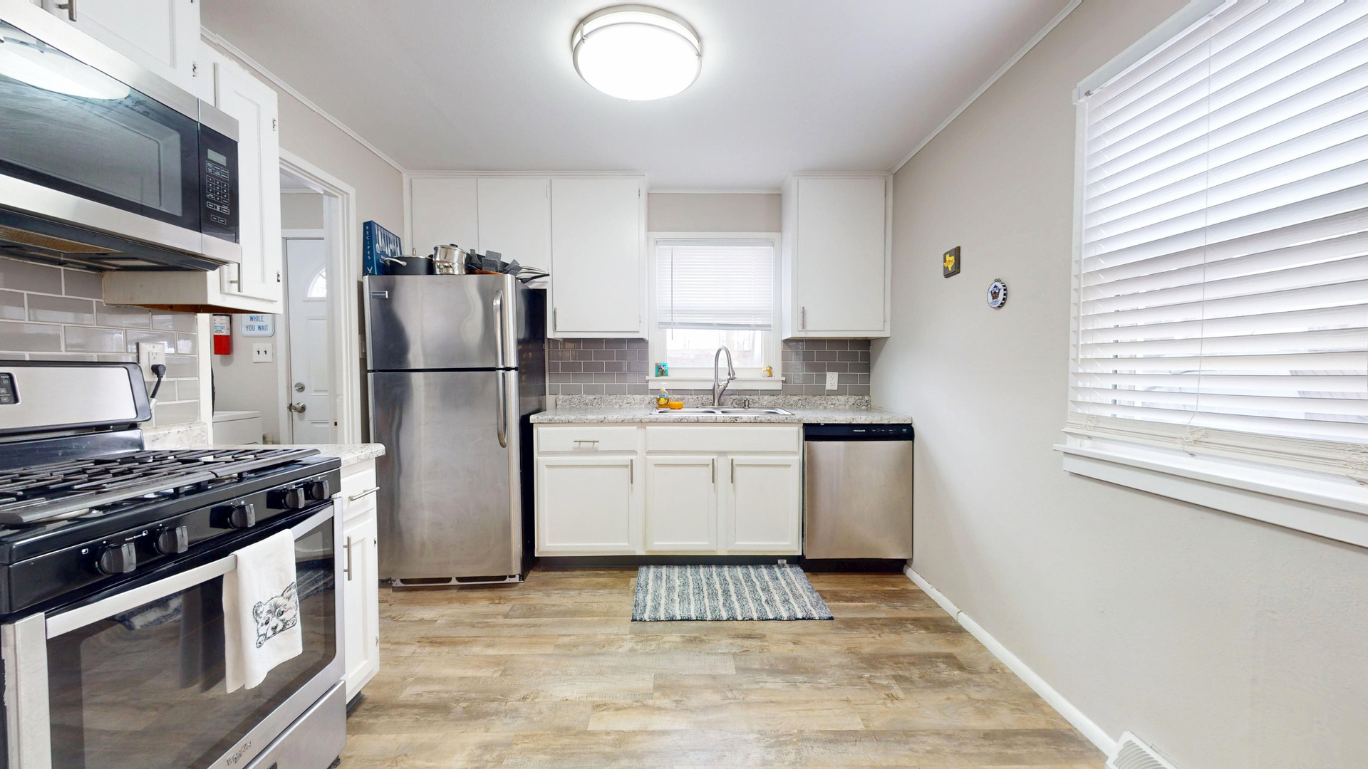 513 North Fair Street Champaign, IL 61821 - Photo 5 of 13