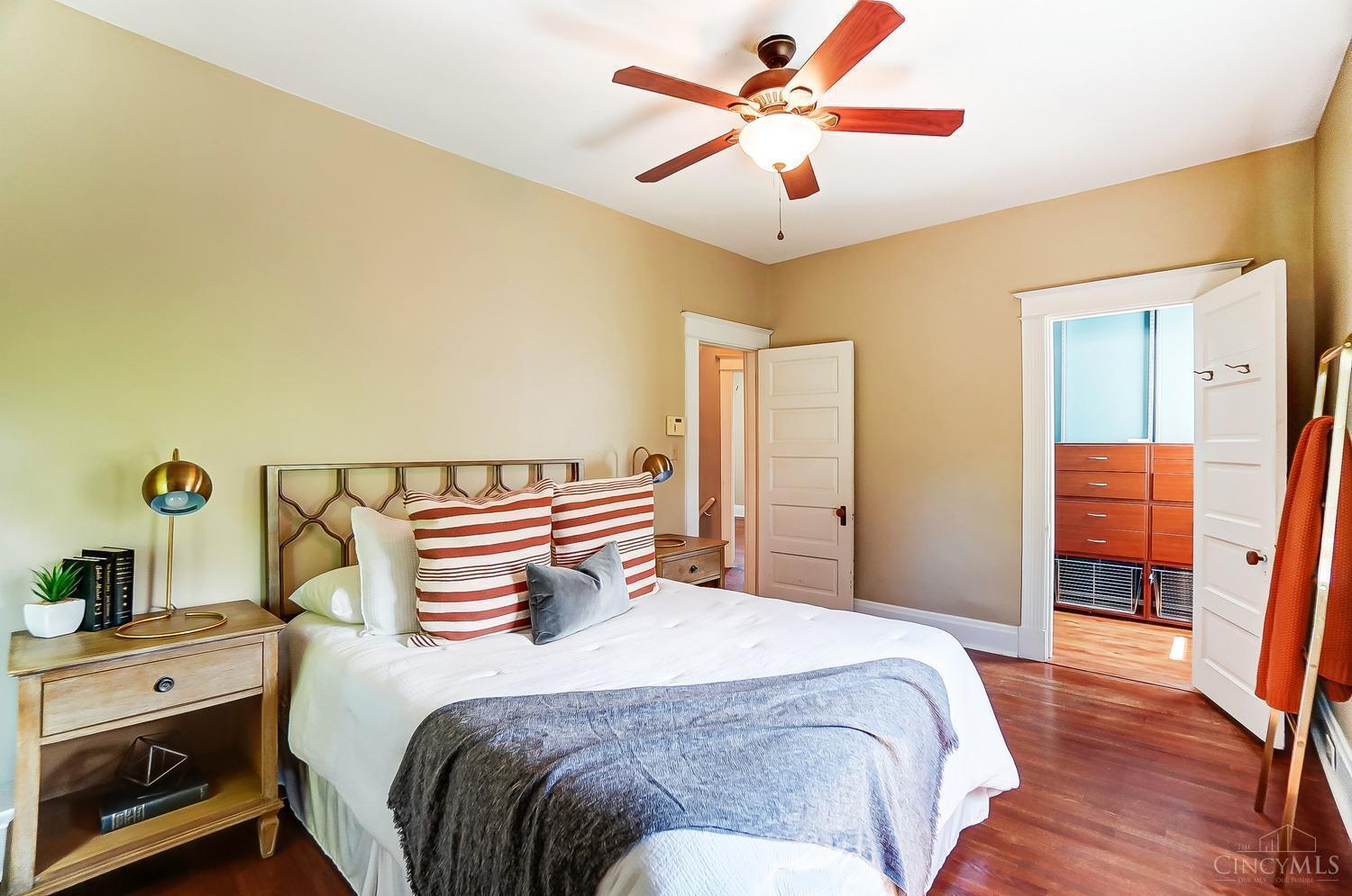 3575 Edwards Road Cincinnati, OH 45208 - Photo 15 of 22 Gallery Image 15